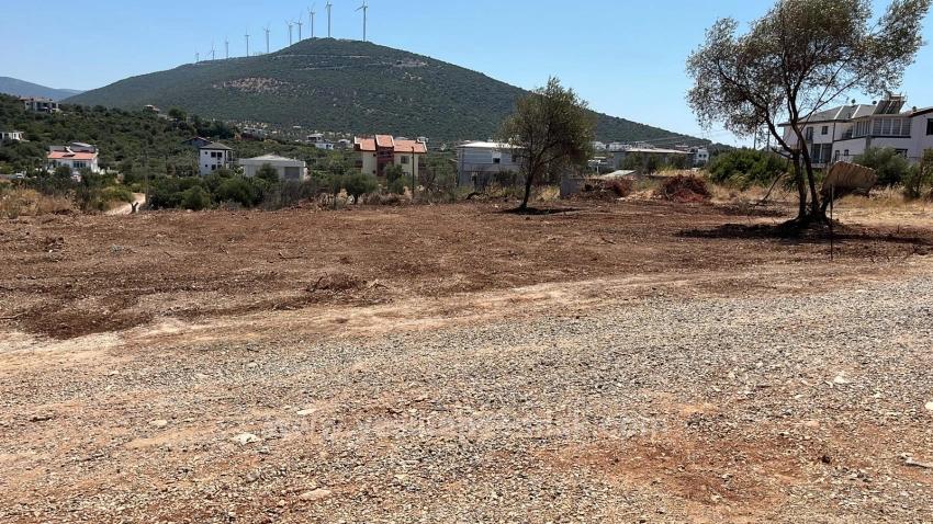 718 M² Großes, Als Villengrundstück Ausgewiesenes Baugrundstück In Didim Yeşiltepe Zu Verkaufen