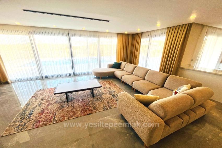 Villa Zum Verkauf In Didim Yeşiltepe Site, Auf Einem 700M2 Großen Grundstück.