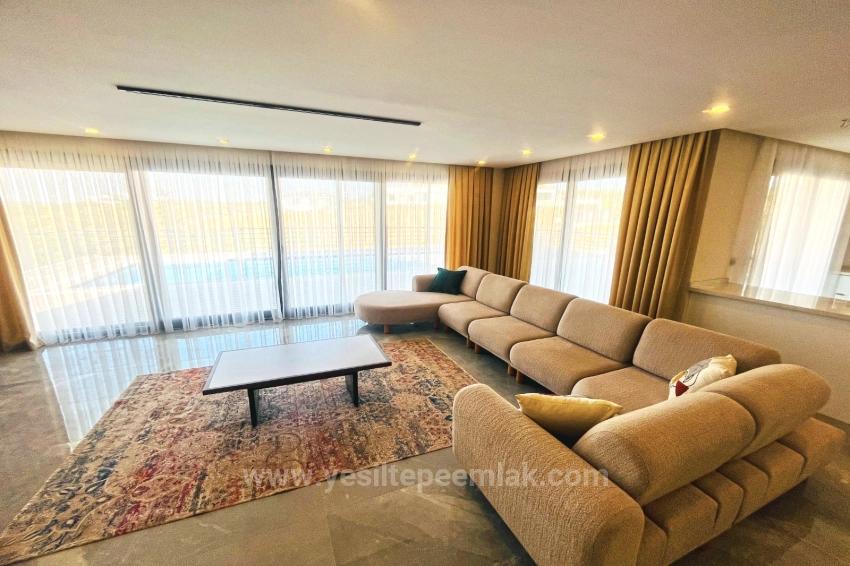 Villa Zum Verkauf In Didim Yeşiltepe Site, Auf Einem 700M2 Großen Grundstück.