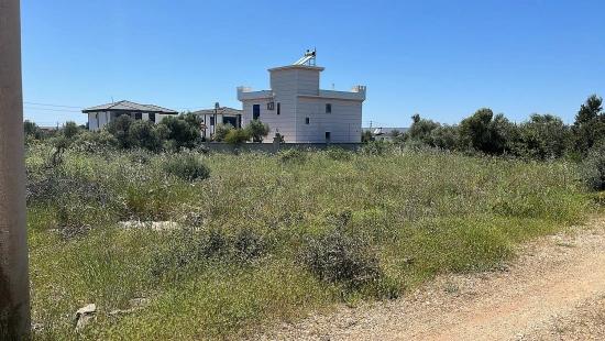 700 M² Großes Villengrundstück Für Investitionen Am Standort Didim Yeşiltepe