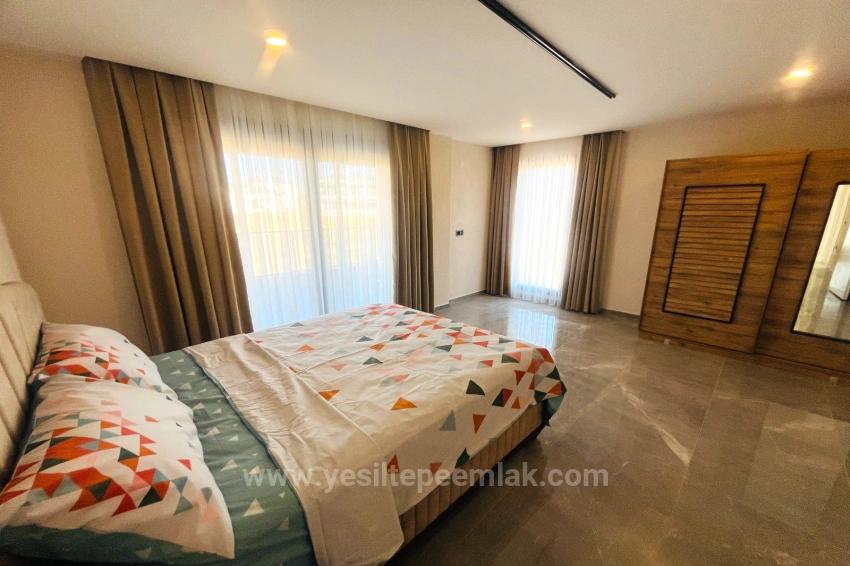 Villa For Sale In Didim Yeşiltepe Site, On A 700M2 Plot.