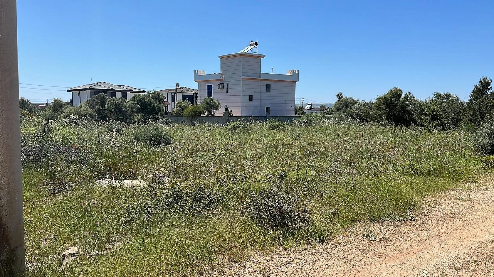 Didim Yeşiltepe Sitesinde Yatırımlık 700M2 Villa Arsası