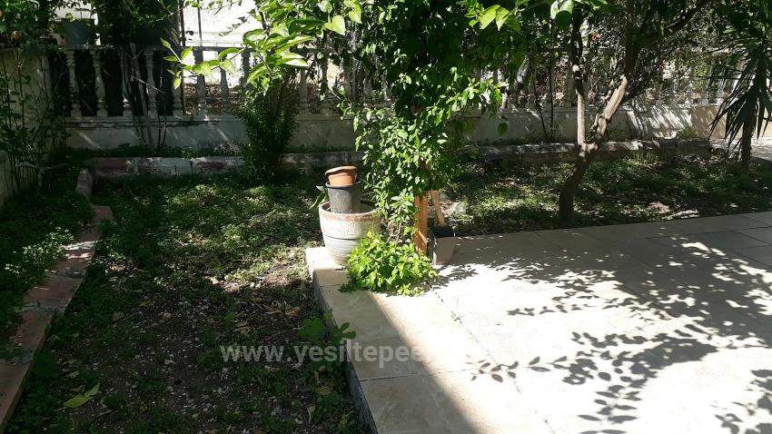 Didim Halley Sitesinde 4+1 Tripleks Bahcelı Villa