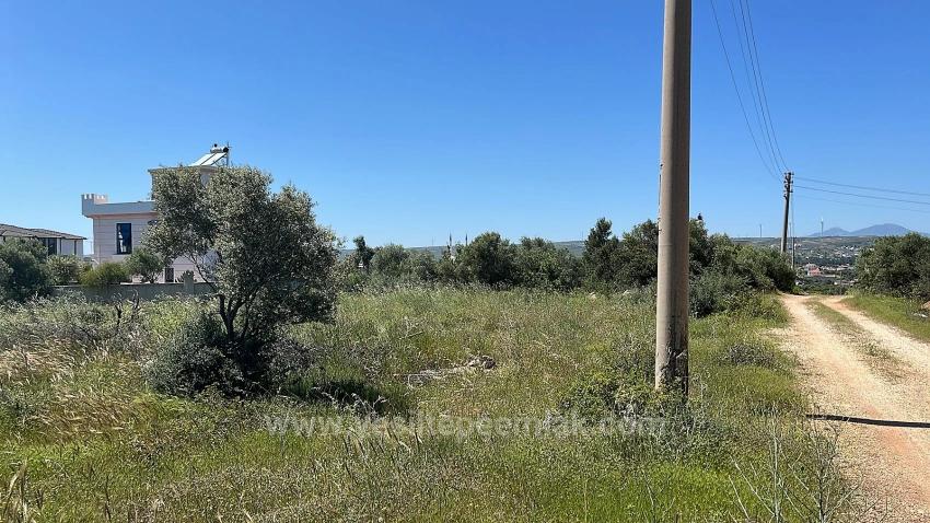 Didim Yeşiltepe Sitesinde Yatırımlık 700M2 Villa Arsası
