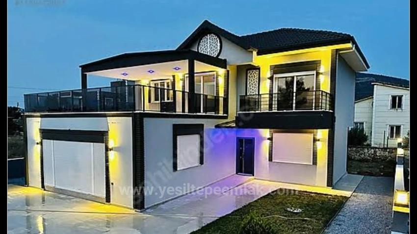 Didim Yeşiltepe Sitesinde Yatırımlık 700M2 Villa Arsası