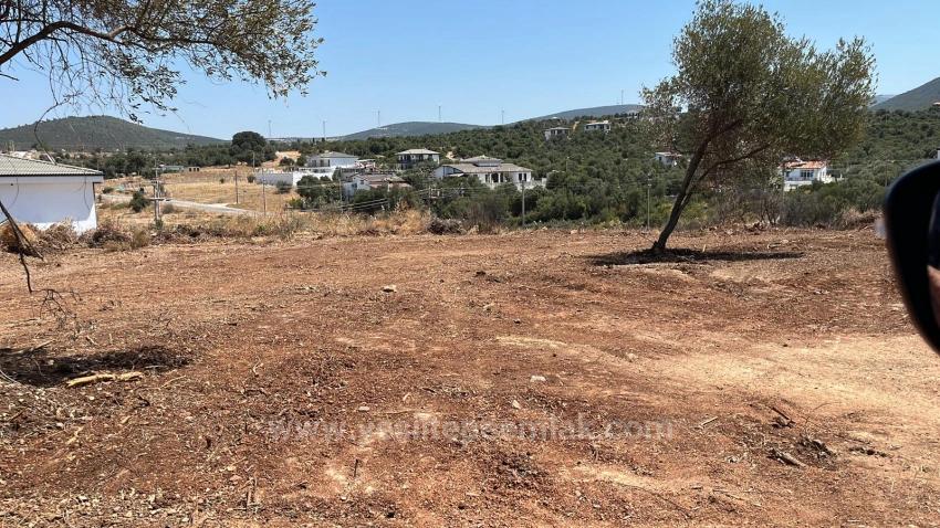 Didim Yeşiltepe Sitesinde 718 M2 Villa Imarlı Arsa