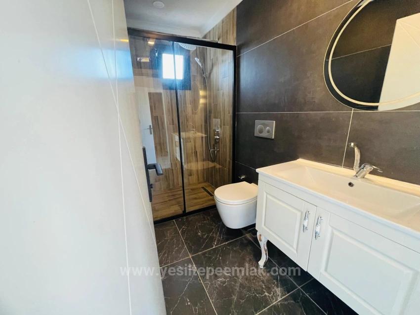 Didim Yeşiltepe Sitesinde 700M2 Arsa İçerısınde Satılık Villa