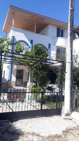 Didim Halley Sitesinde 4+1 Tripleks Bahcelı Villa