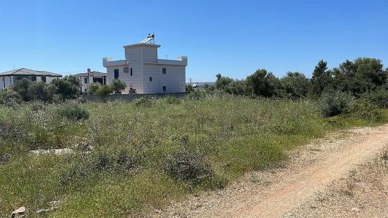 Didim Yeşiltepe Sitesinde Yatırımlık 700M2 Villa Arsası