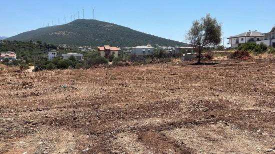 Didim Yeşiltepe Sitesinde 718 M2 Villa Imarlı Arsa