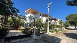 Didim Halley Sitesinde 4+1 Tripleks Bahcelı Villa